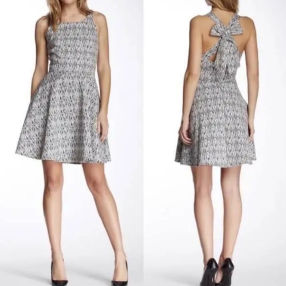Jessica Simpson Size 10 Bow Back Fit & Flare Sleeveless Dress with Pock…